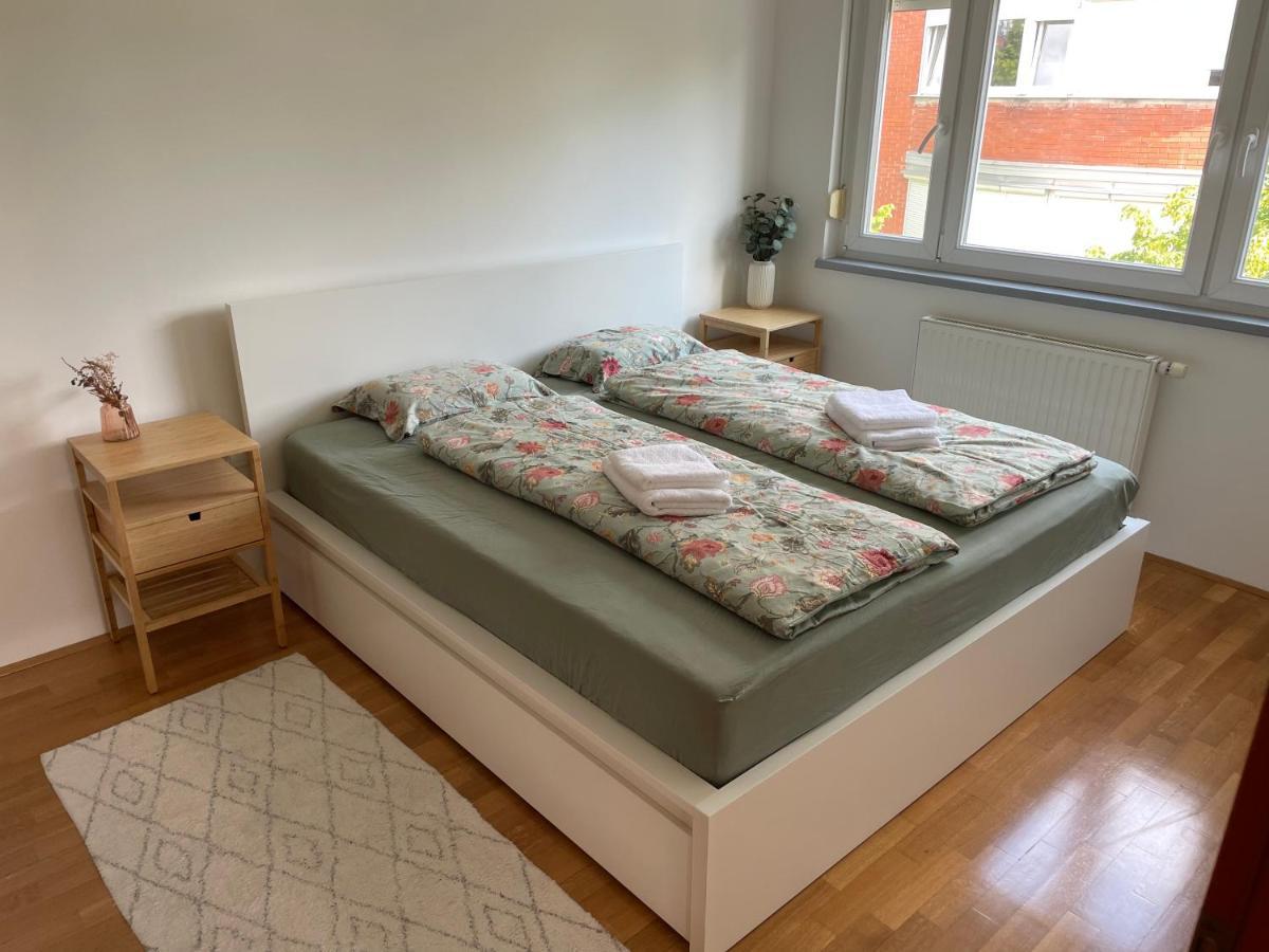 Mely Rose Apartment Ljubljana Bagian luar foto